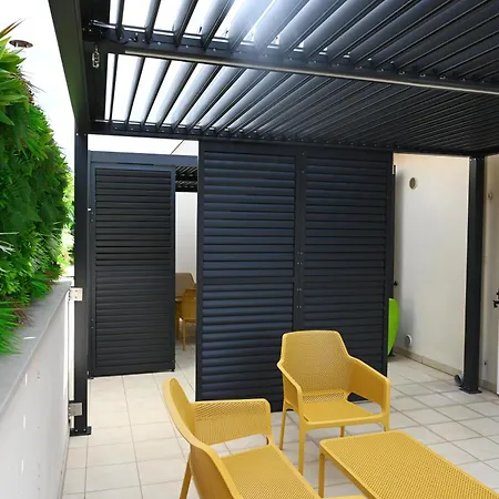 Le Di Nonna Angela Nyaraló *